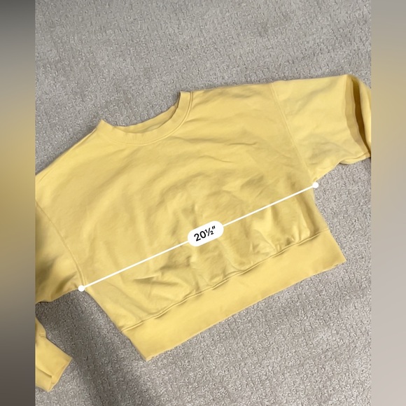 Cropped Yellow Sweatshirt Medium - Picture 3 of 5